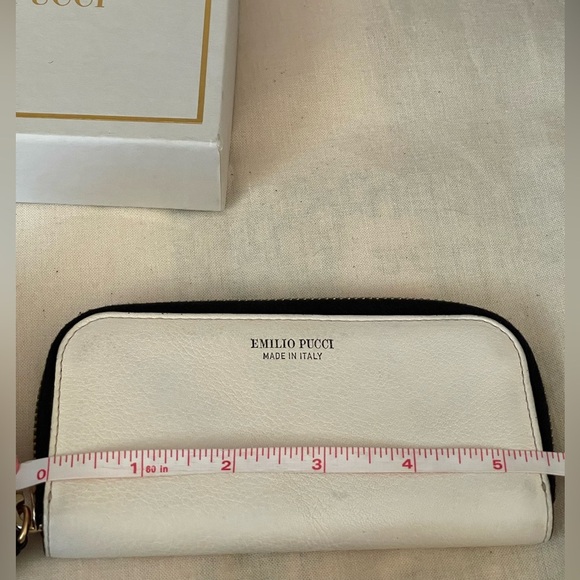 Emilio Pucci Ivory Leather Zippy Key Case Pouch w/Key Ring⭐️NIB W/DUST BAG - Picture 6 of 9